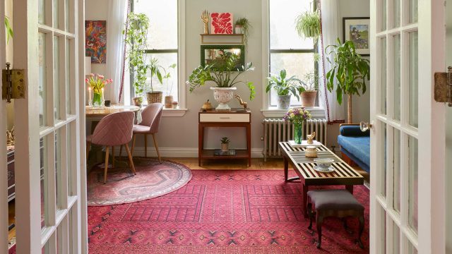 Transforming Small Spaces: A Designer's Secret to Enhance Verticality