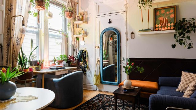 Maximizing Small Spaces: How to Create a Stylish Dining Area in 500 Sq Ft Rentals