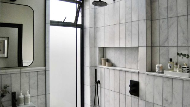 Eliminate Shower Drain Clogs Effortlessly with This Affordable Tool