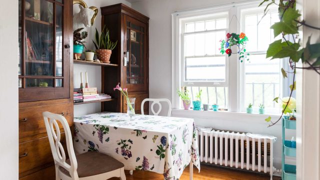 Transform Your Table Setting: Grandma's Ingenious Decor Hack