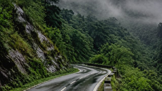 Top Weekend Getaways Near Bengaluru for Monsoon 2026