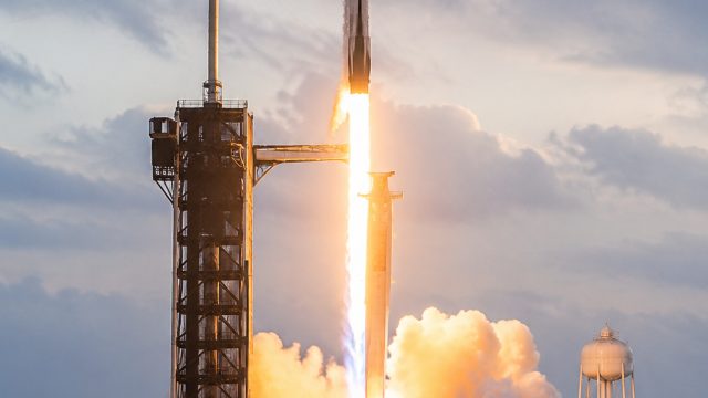 SpaceX Seeks to Raise $25 Billion Through New Bond Offering