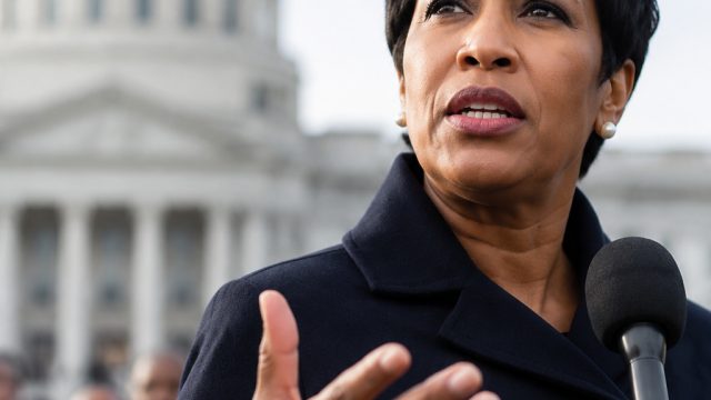 D.C.'s Next Mayor: Navigating Political Challenges Ahead
